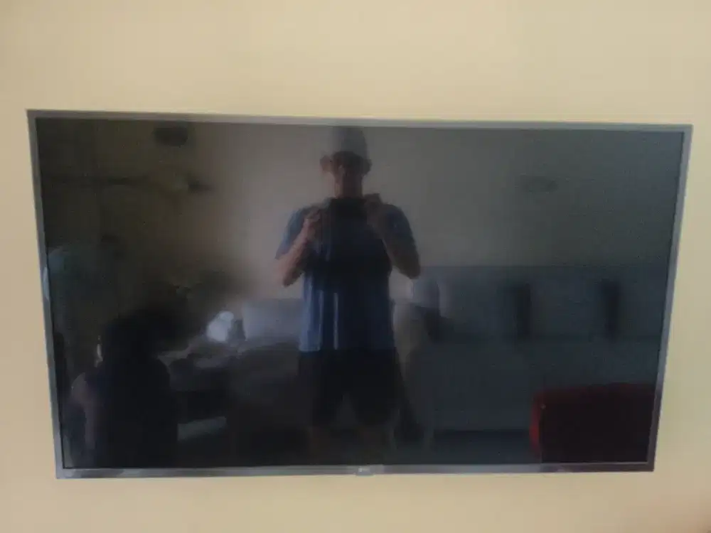 JUAL TV LG 50 Inch 50UQ7500PSF Second kondisi nyala tp layar bergaris