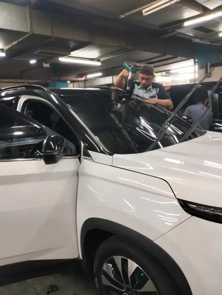 Rajanya pasang kaca film mobil