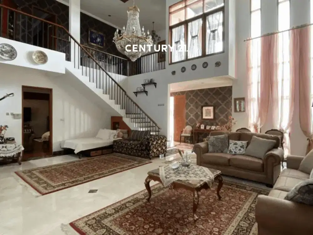 Rumah Mewah Ada Swimming Pool Di Sektor 9 Bintaro GB 18452