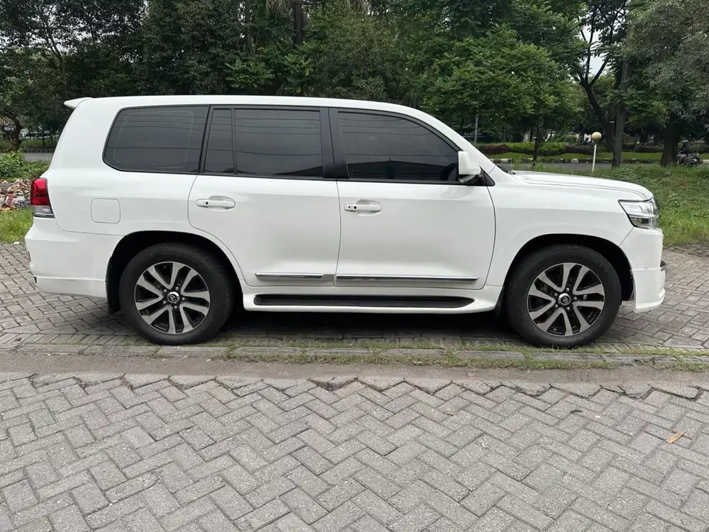 Toyota Land Cruiser UK Solar 2012 Km 33rb Record Auto 2000