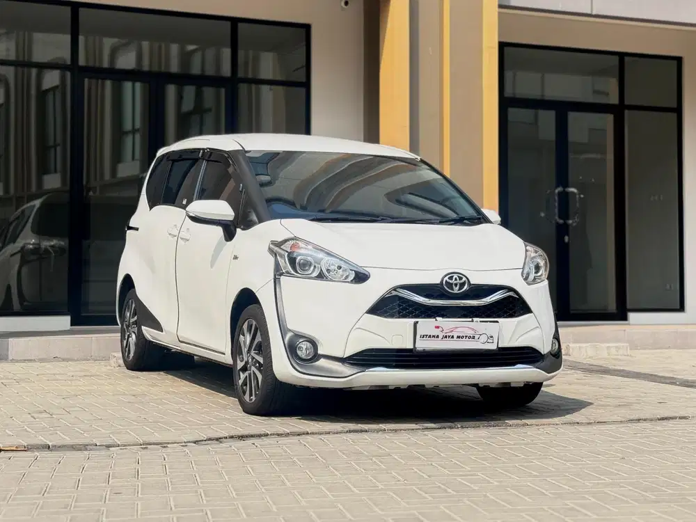 Toyota Sienta V AT th 2021 #istana jaya motor