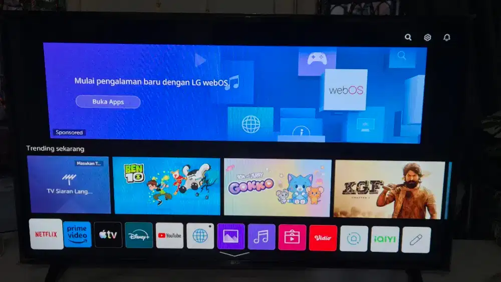 DIJUAL SMART TV LG 43INCH RESOLUSI 4K