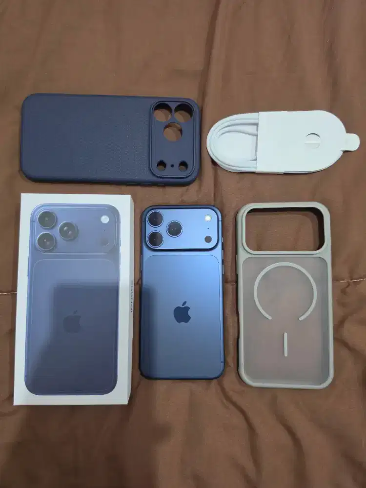 iPhone 17 Pro Max 512gb iBox Like New Fullset