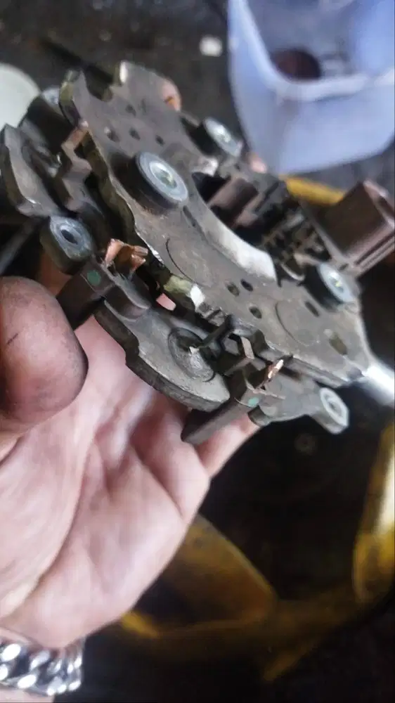 Service dinamo mobil panggilan
