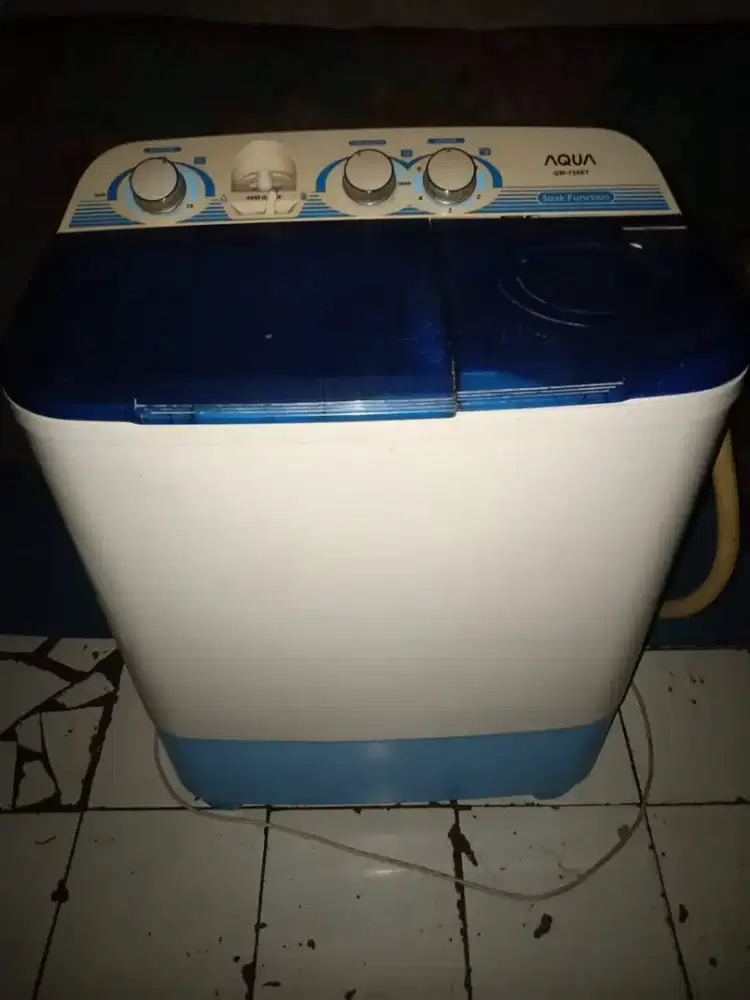 mesin cuci 2 tabung sanyo aqua