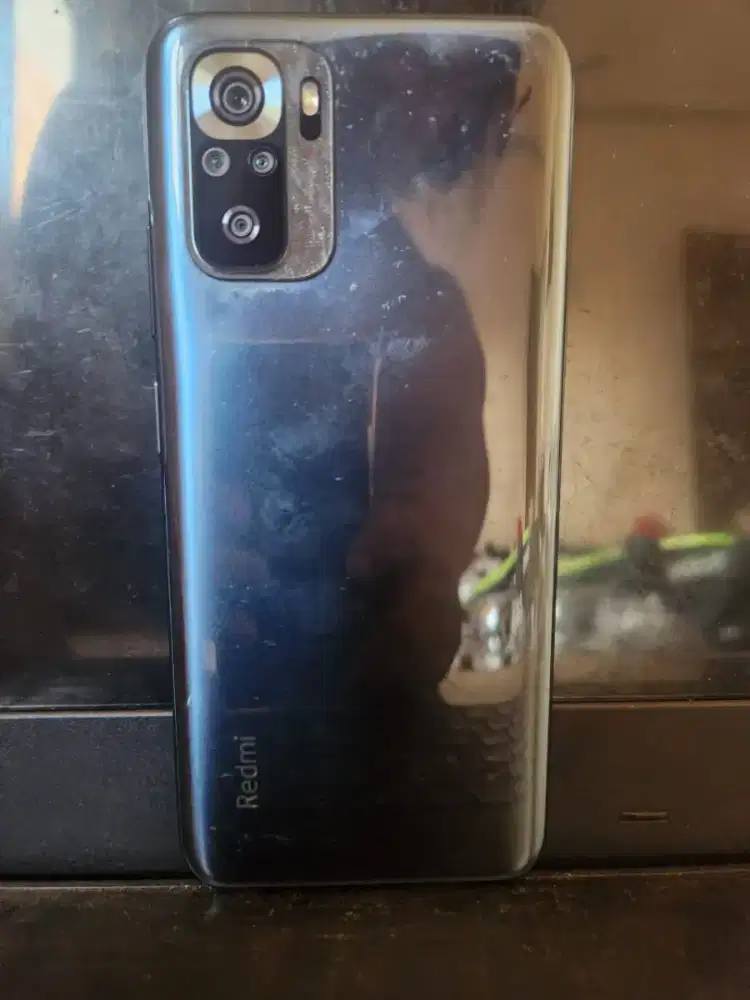 Redmi note 10s 8/128 + charger