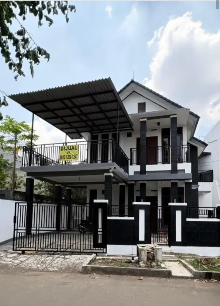 DIJUAL RUMAH TINGGA SEMI FURNISHED DI PERUMAHAN GRIYA ALAM SENTUL