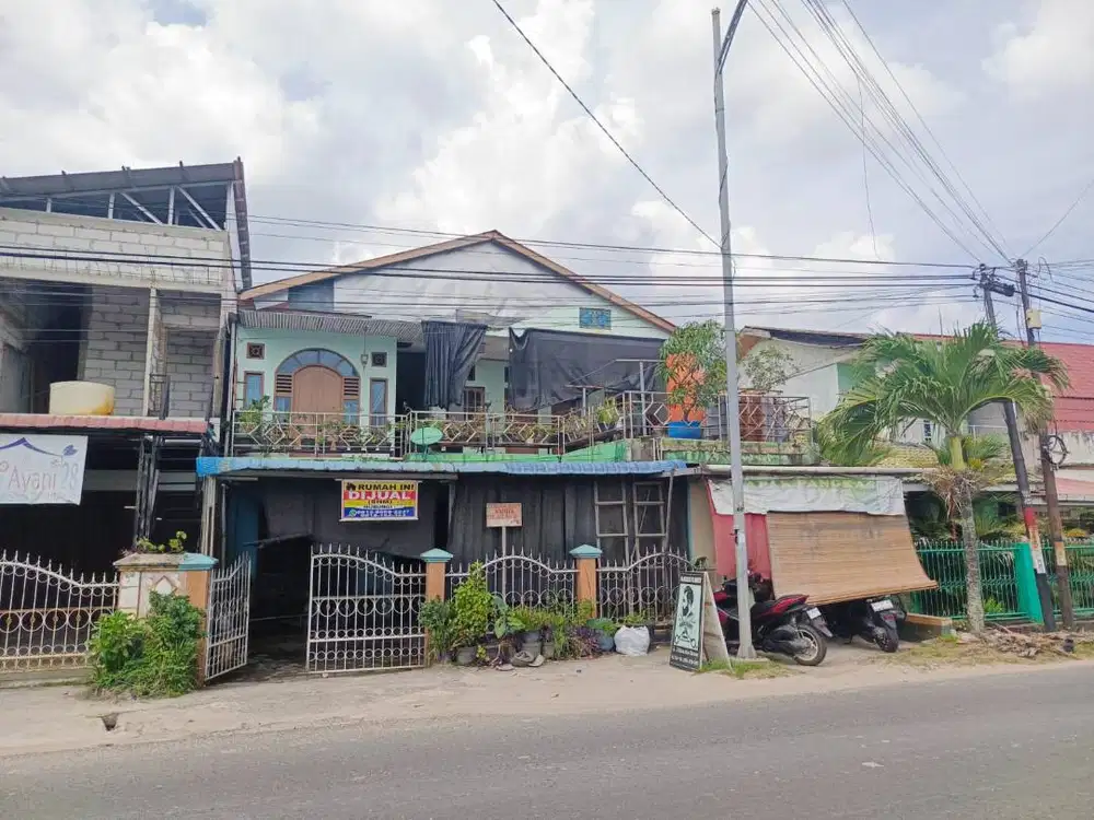 [DIJUAL] Rumah SHM Pinggir Jl. Ahmad Yani Dumai + 8 Kamar Kost & Kios