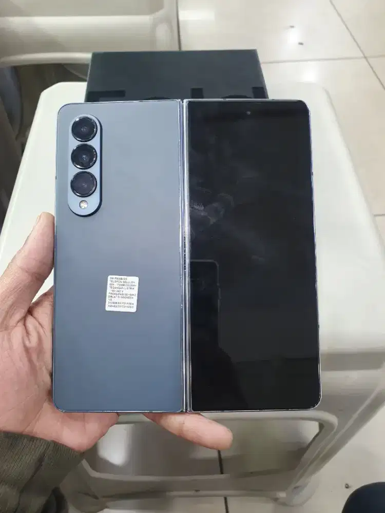 Samsung Z Fold 4 12/512 GB Fullset