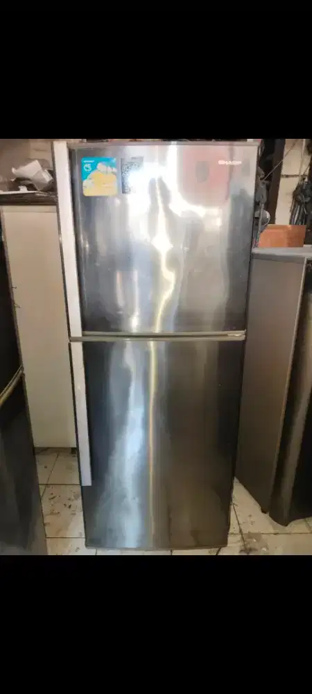 Kulkas sharp 2 pintu normal dingin beku siap pakai