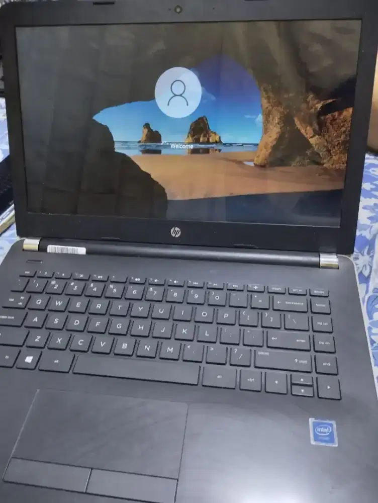 LAPTOP HP BEKAS