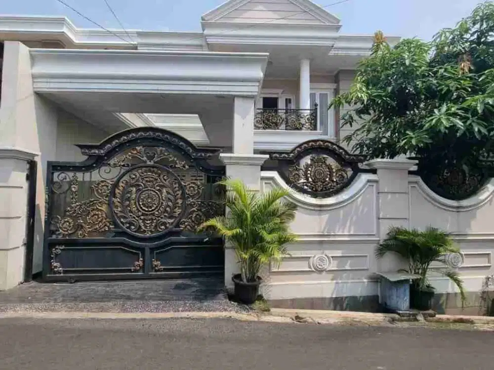 Dijual Rumah 2 lt di Pesanggrahan Jaksel lt 250 m2 lb 382 m2 ada 5+1 kt 4+1 km semi furniture, Shm hadap selatan, Ayo survei & nego yuk!! carport 2 mobil.