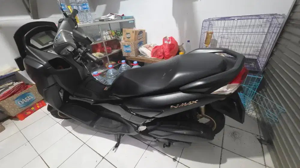 Nmax connected 2021 matte black