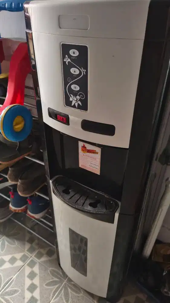 Dispenser galon bawah - rusak dinamo