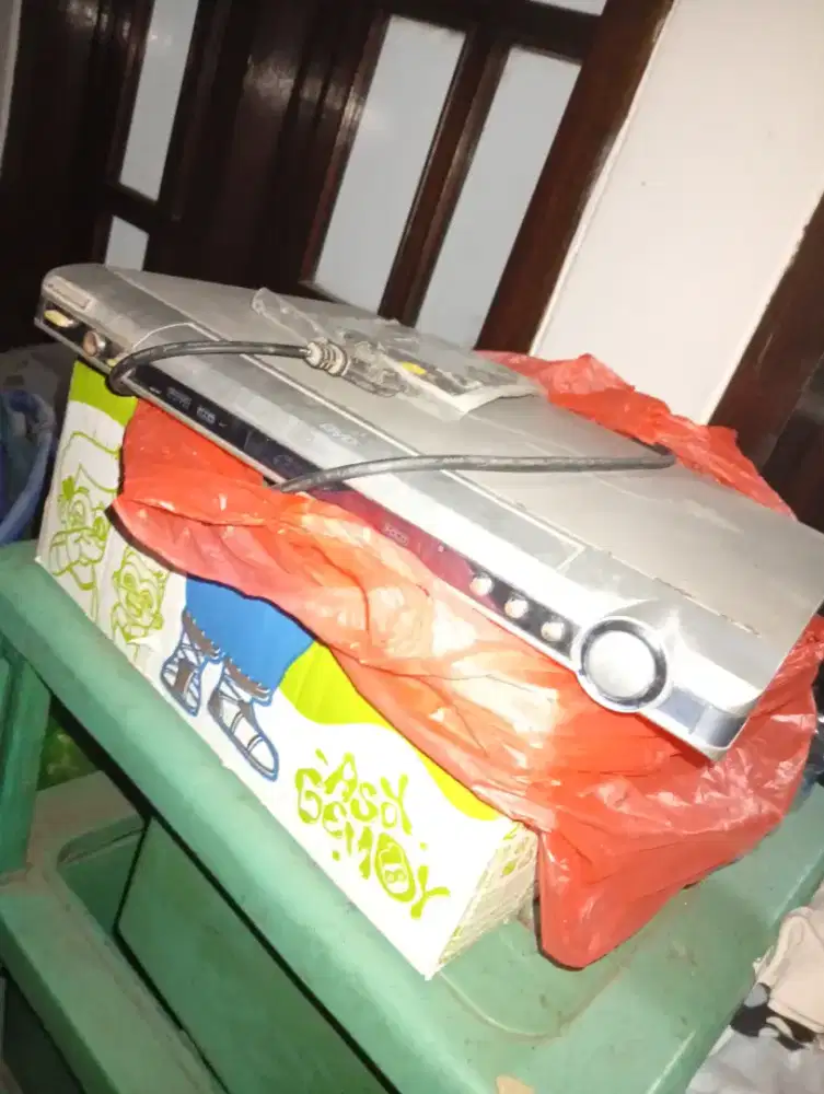 Dvd player merek plasma edition