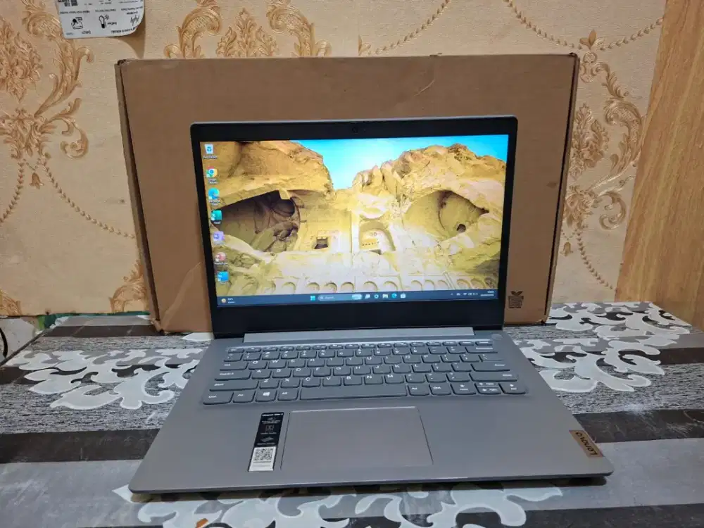 Laptop Lenovo Ideapad Slim 3 AMD 3020e RAM 4/256 SSD NORMAL
