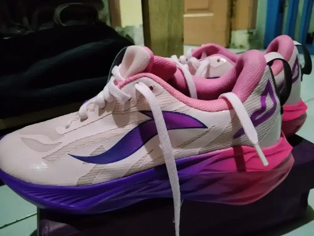 Sepatu Olga wanita