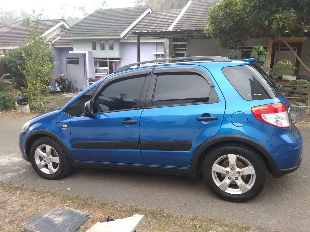 Suzuki SX4 2010 Bensin