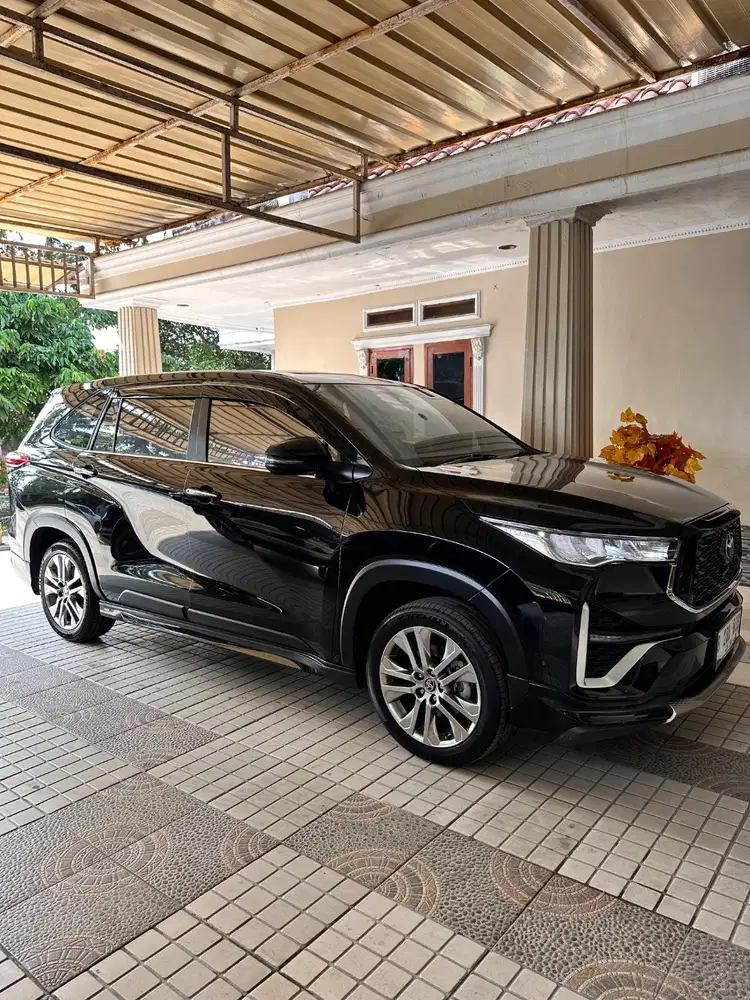 Innova zenik hybrid Q 2.0 hv cvt tss modellista
