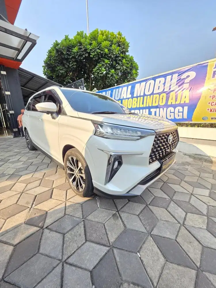 Toyota Veloz Q tss Tahun 2022