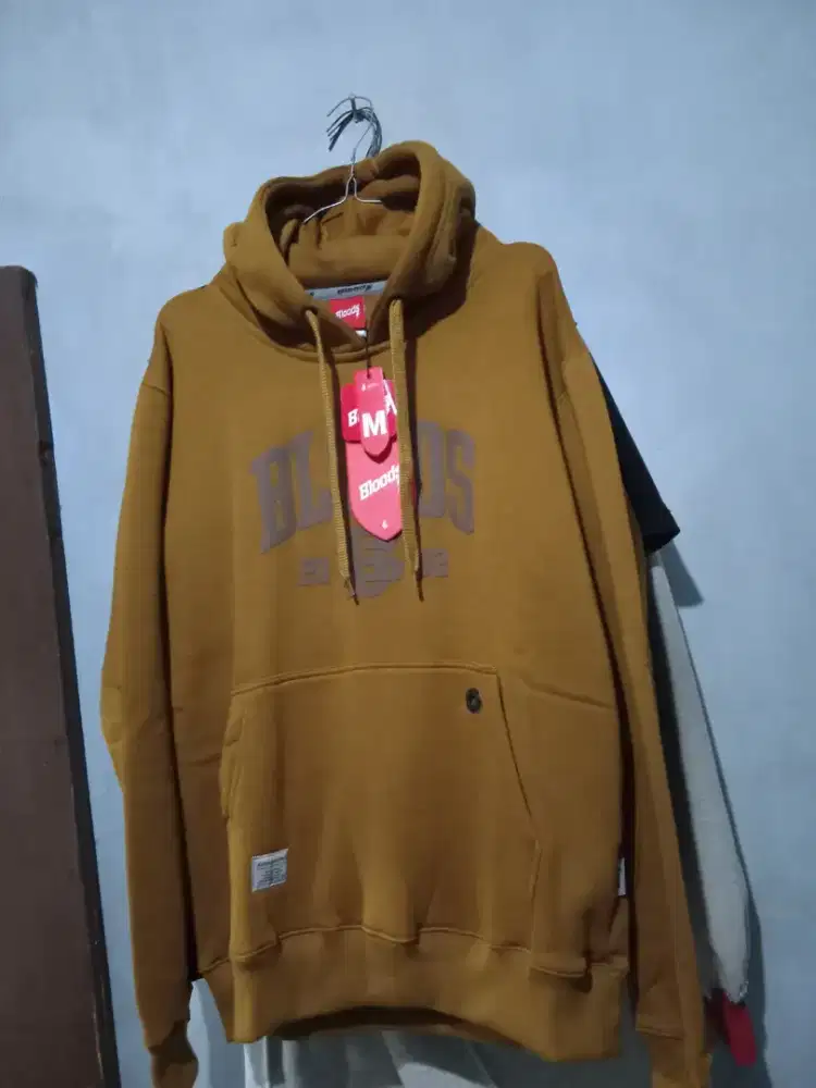 Hodie bloods original