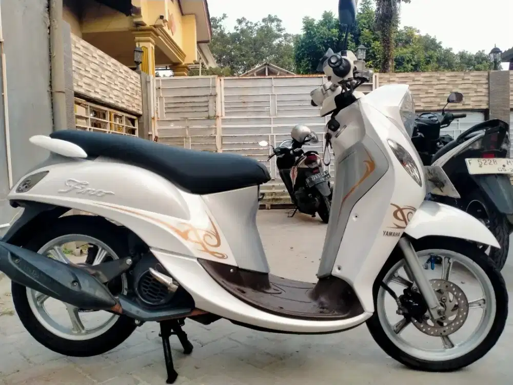 Yamaha Fino 125 premium lengkap motor sehat keterangan detail dibawah