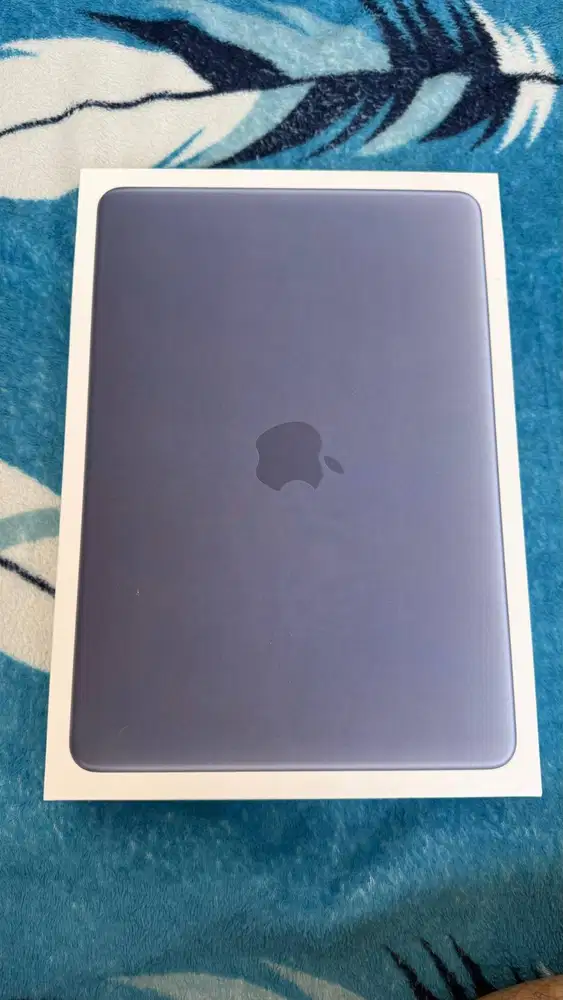 Macbook Neo RAM 8/512Gb Warna Indigo Baru & Segel Garansi Belum Aktif
