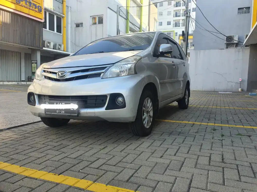 Daihatsu Xenia 2015