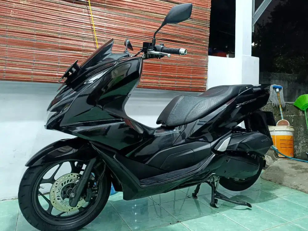 Honda PCX 2023 CBS ISS LOW KM Mulus 92% Like New