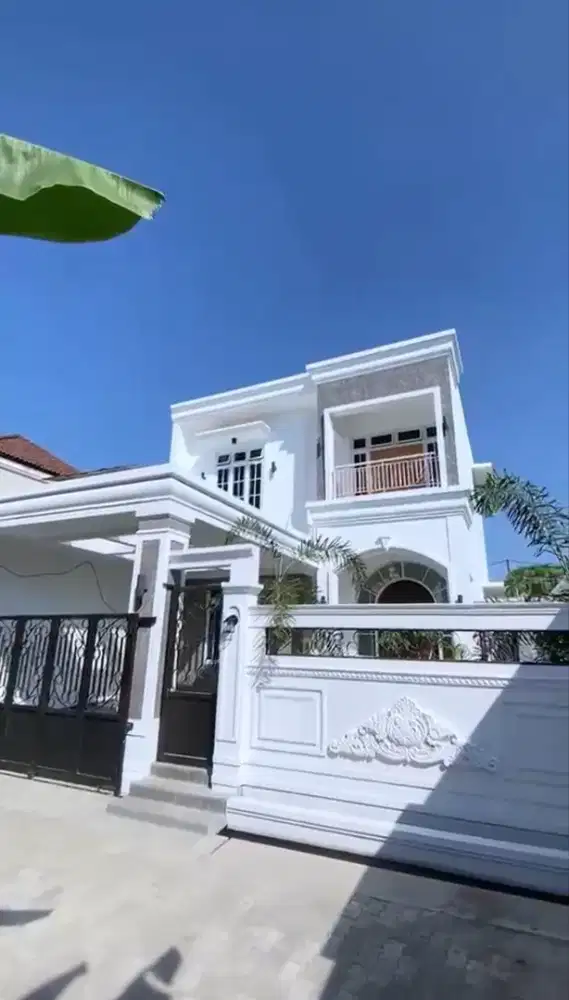 Rumah Mewah kuat kokoh di gayamsari semarang
