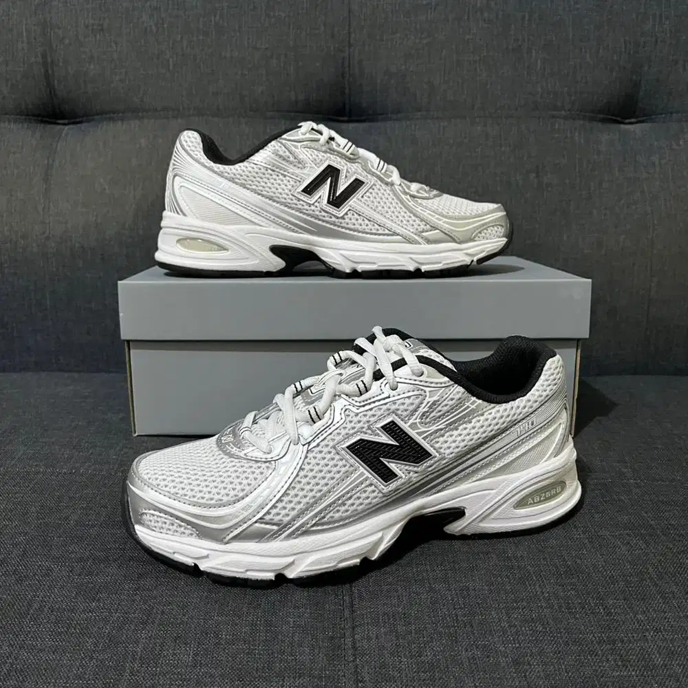 Sepatu New Balance NB 740 Silver Metalic Black New Original