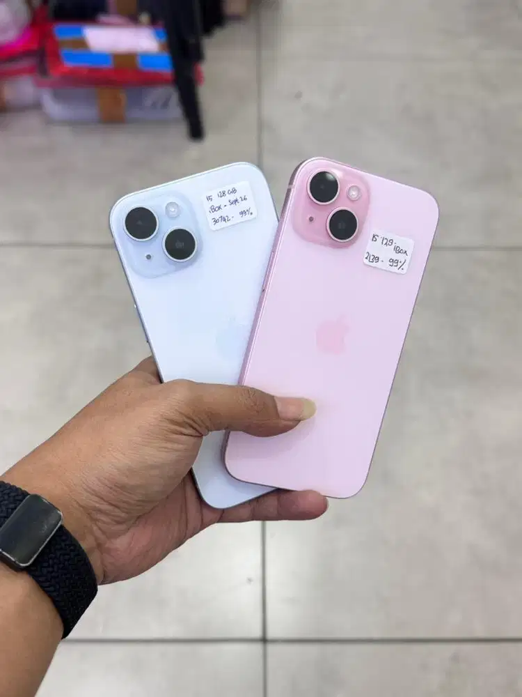 Iphone 15 128Gb pink & blue second resmi ibox mulus no minus fullset