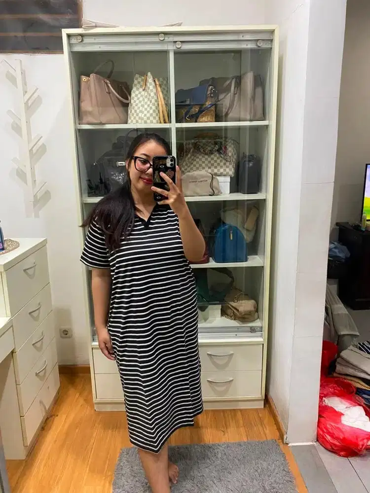 DRESS SALUR HITAM PUTIH