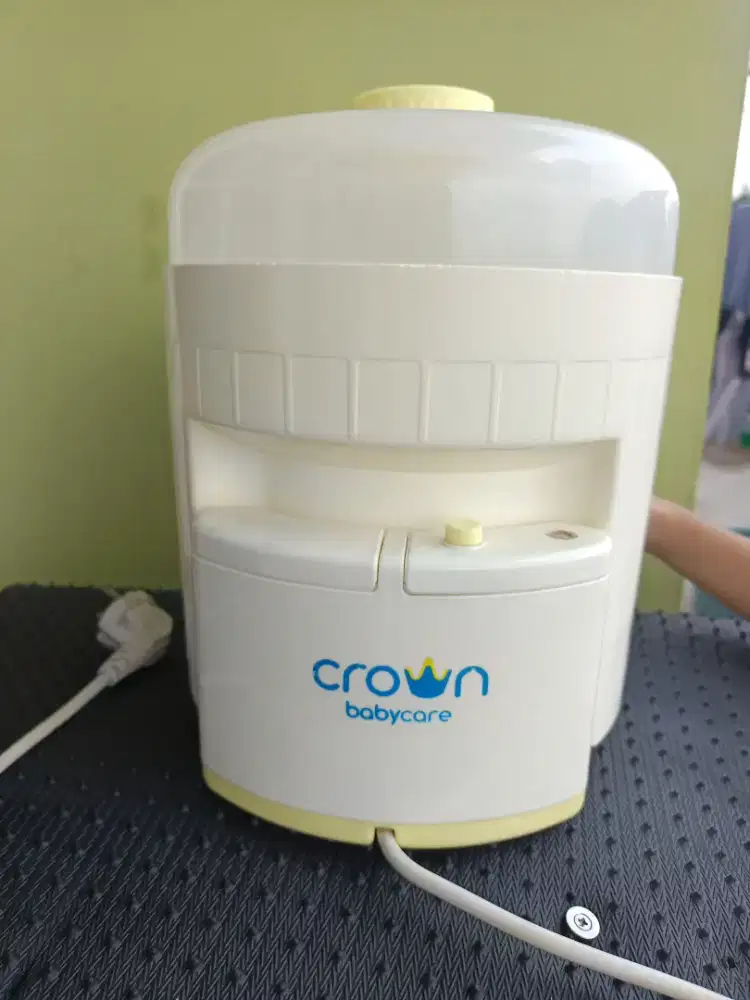 Sterilizer Botol Bayi Crown