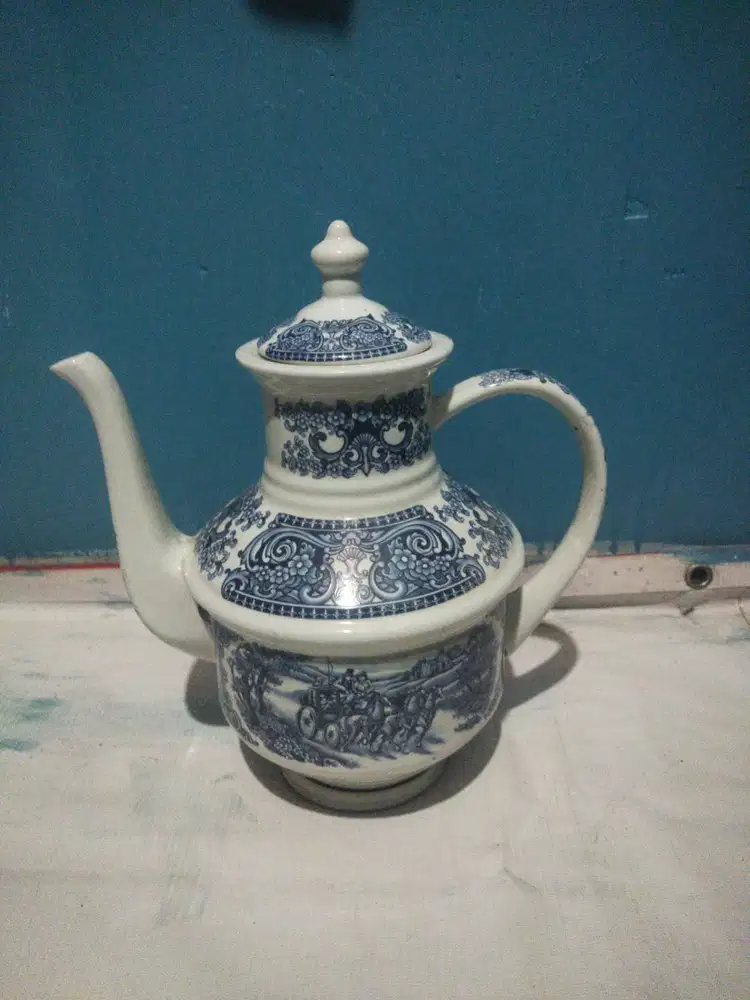 Teko kramik antik