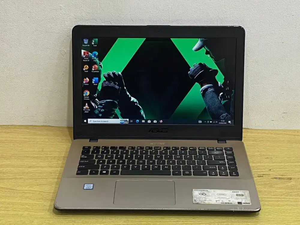Asus vivobook 14 A442U Core i5-8250U RAM 8GB SSD 128GB Nvidia  MX130