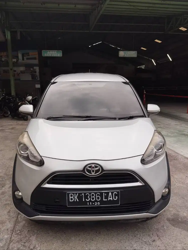 Toyota Sienta G 1,5 A/T Matic PAjak mati 4 tahun
