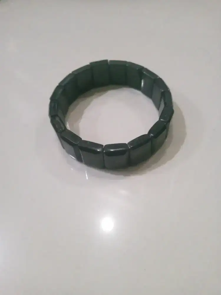 Batu black jade (giok hitam) asli