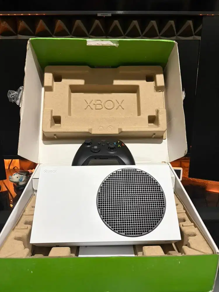 Game Console Xbox Series S 512Gb White Fullset Murah Siap GTA VI