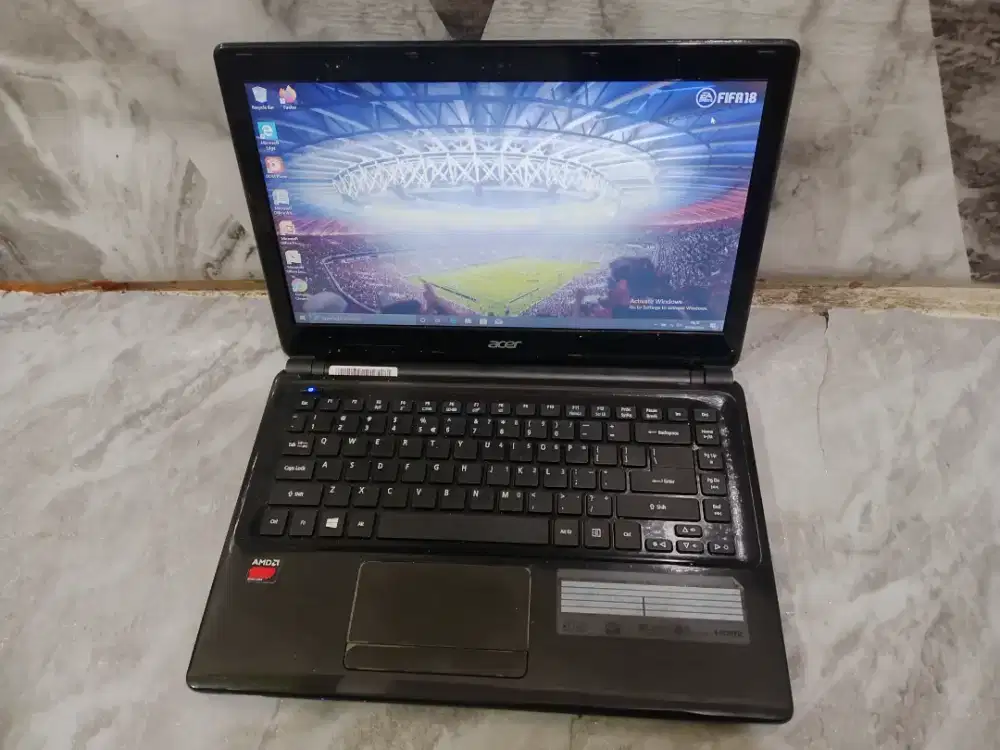 DIJUAL MURAH LAPTOP ACER ASPIRE E1