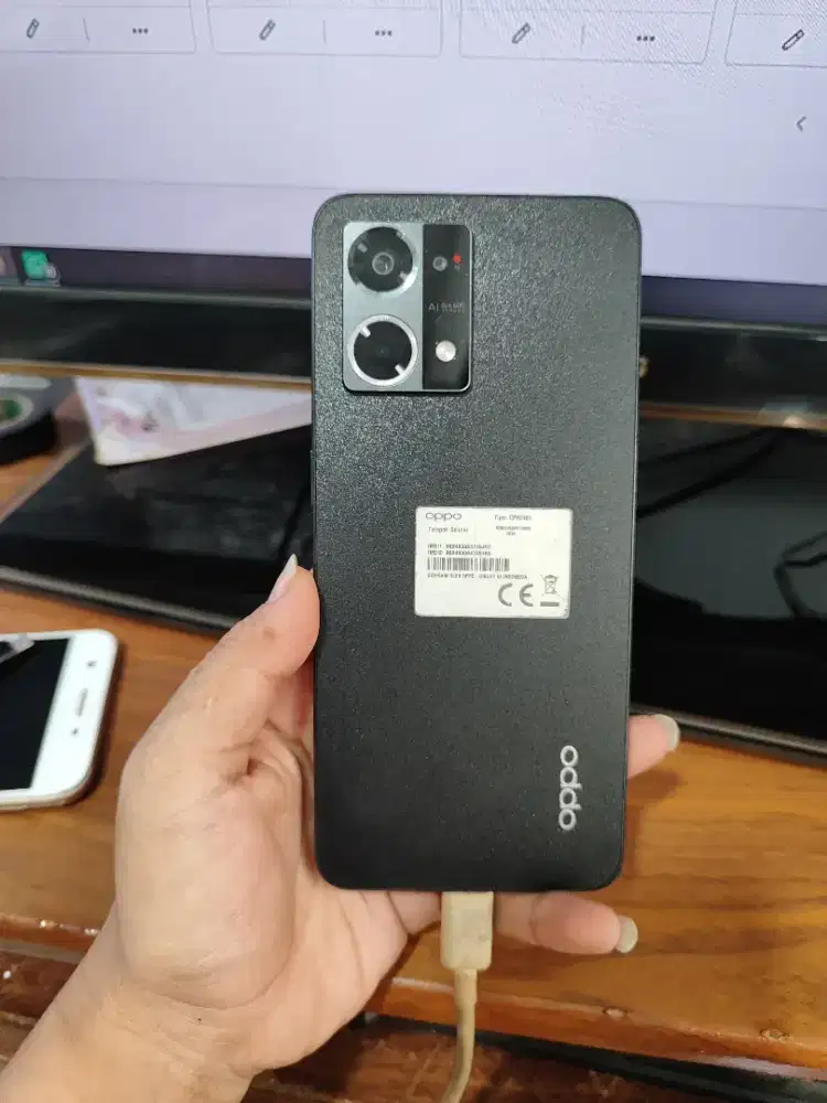 Oppo reno 8 8/256