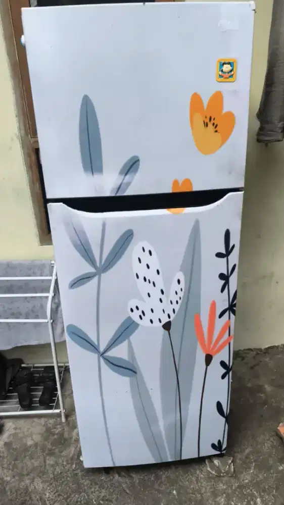 Kulkas dua pintu