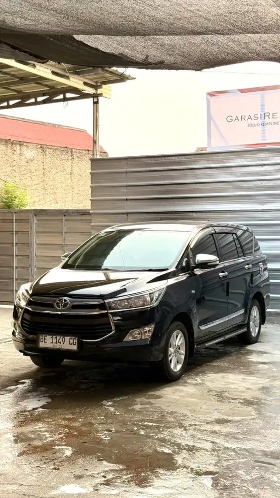 Kijang innova reborn V