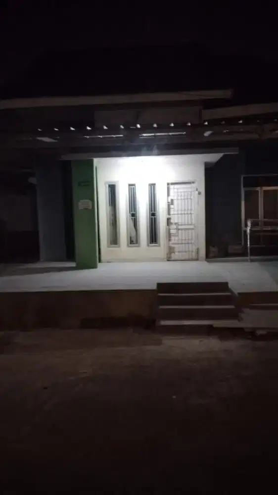 Disewakan rumah di perumahan duta mas palembang