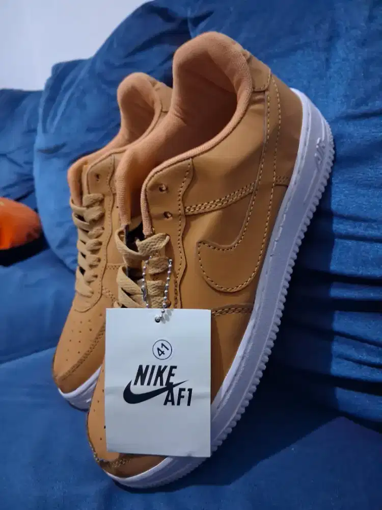 Nike AF1 Coklat
Size 41