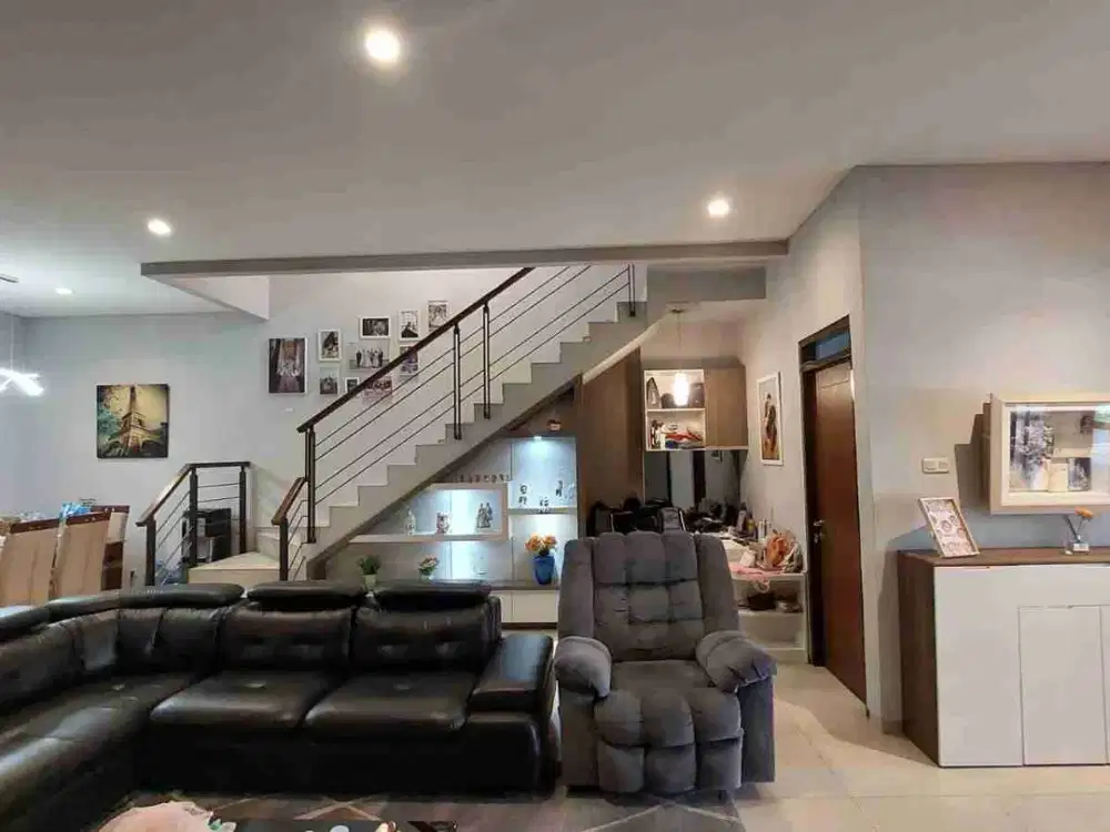 Dijual Rumah Siap Huni 2 Lantai