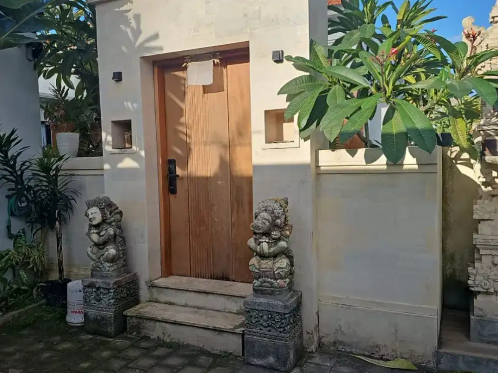 Villa for Sale & Rent Yearly in Mengwi – Peaceful & Strategic Location