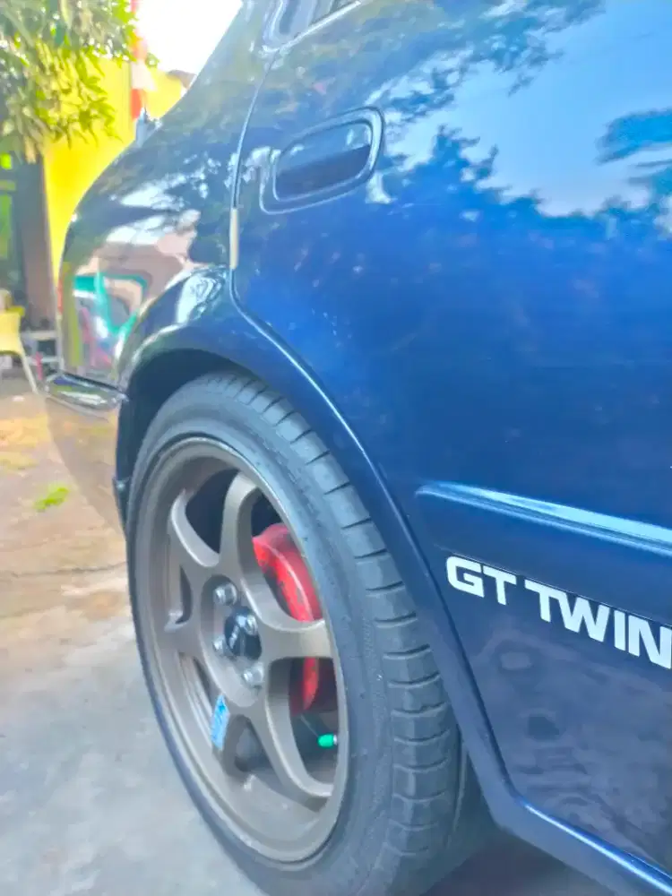 velg VolksRays R17 + ban