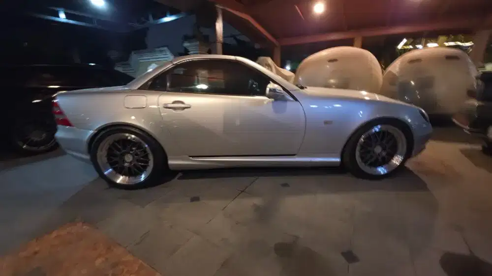 SLK 230 Kompressor 98 with BBS LM Original & Upgraded Audio