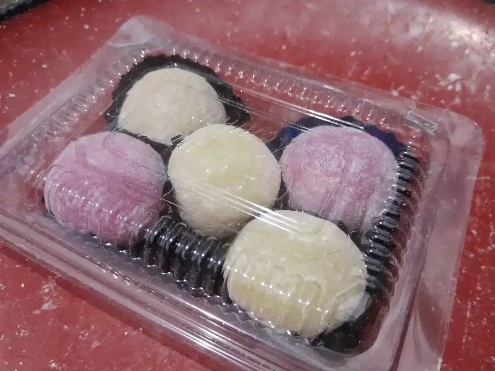 Mochi ukay isi 20